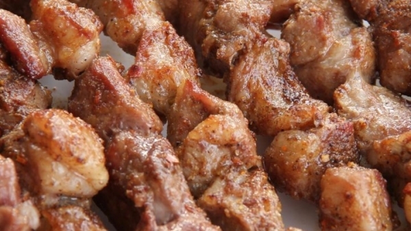 Острый китайский бараний шашлык с кумином
