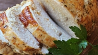 Жареная индейка с розмарином